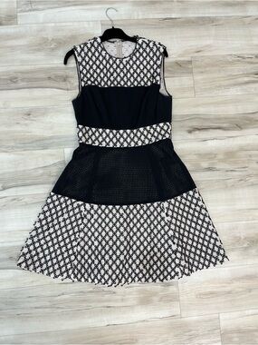 Lela Rose Black and White Sleeveless Fit-and-Flare Midi Dress